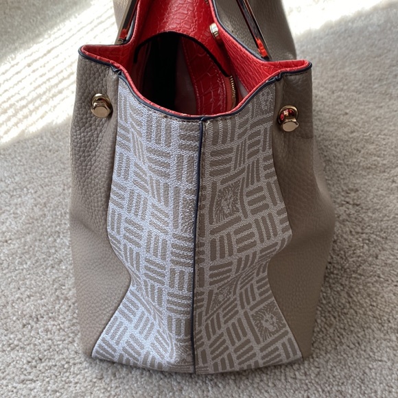 Anne Klein bag/ crossbody - Picture 3 of 8